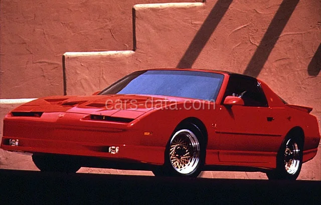 Pontiac Firebird Trans Am 1990 front view