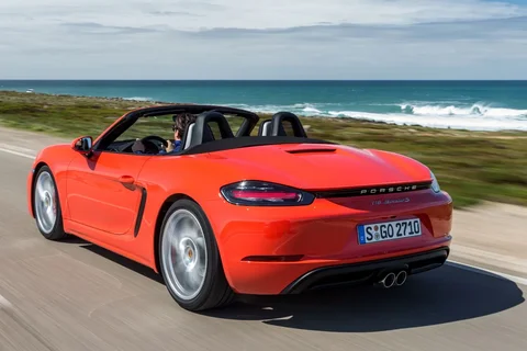Porsche 718 Boxster 2016 view 2