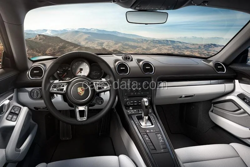 Porsche 718 Cayman 2016 front view