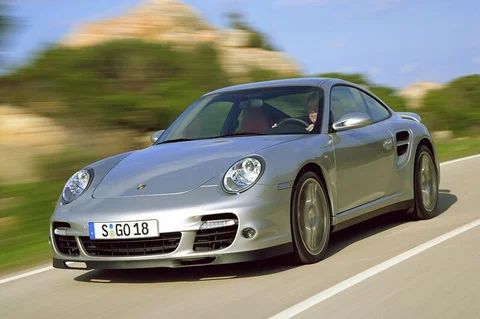 Porsche 911 GT2 Coupé 2007 view 1