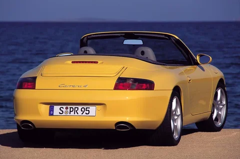 Porsche 911 Carrera Cabriolet 2001 view 2