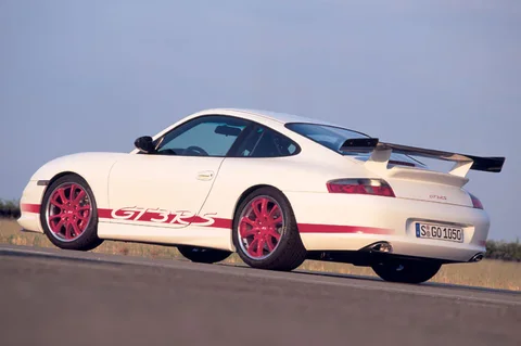 Porsche 911 GT3 RS 2004 view 2