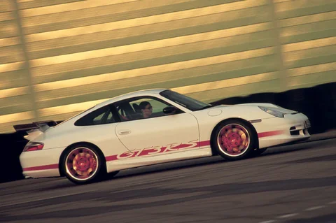 Porsche 911 GT3 RS 2004 view 7