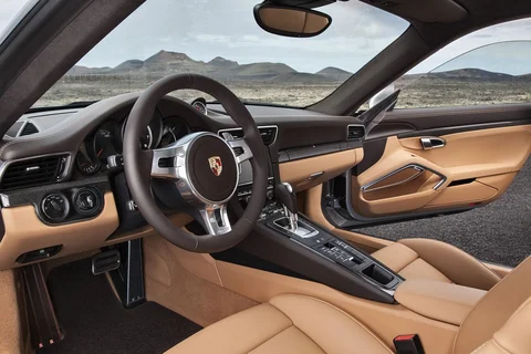 Porsche 911 Turbo S 2013 view 5