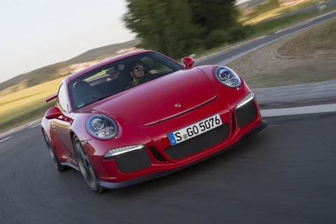 Porsche 911 GT3 2013 view 1