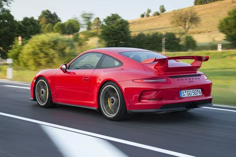 Porsche 911 GT3 2013 view 8