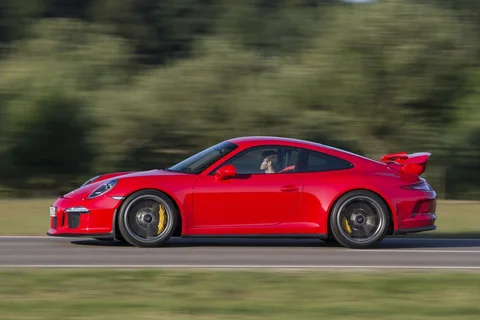 Porsche 911 GT3 2013 view 4