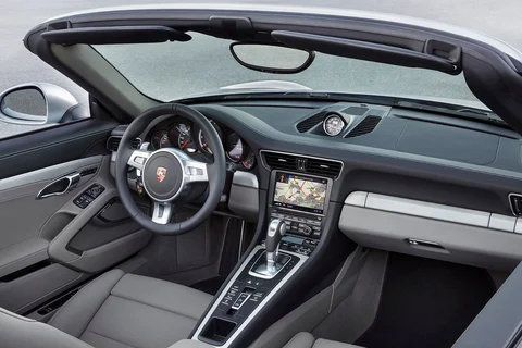 Porsche 911 Turbo S Cabriolet 2013 view 3