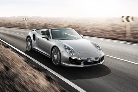Porsche 911 Turbo S Cabriolet 2013 view 7