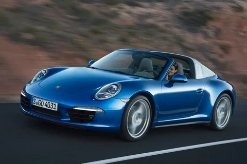 Porsche 911 Targa 4S 2014 view 5