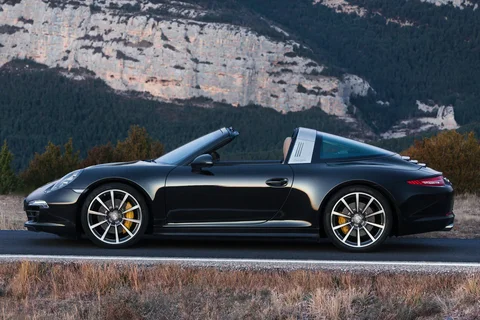 Porsche 911 Targa 4S 2014 view 8