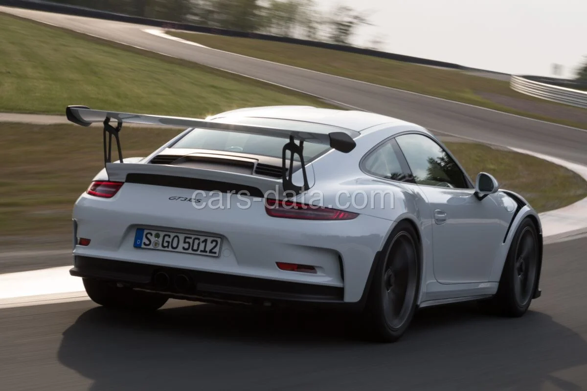 Porsche 911 GT3 RS 2015 front view