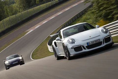 Porsche 911 GT3 RS 2015 view 4