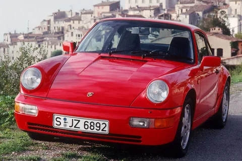 Porsche 911 Carrera 2 Coupé 1989 view 4