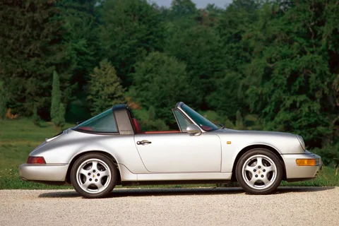Porsche 911 Carrera 4 Targa 1989 view 4