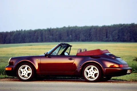 Porsche 911 Carrera 2 Cabriolet 1989 view 4