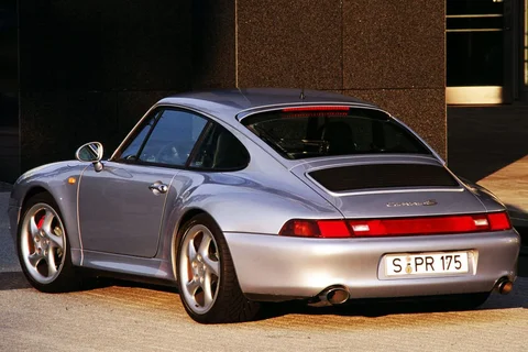 Porsche 911 Carrera 4 S 1995 view 3