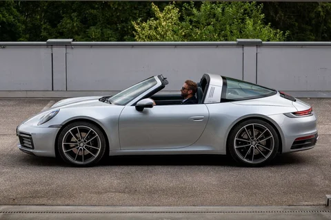 Porsche 911 Targa 4S 2020 view 5
