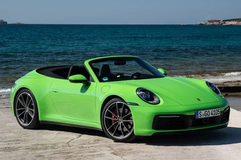 Porsche 911 Carrera Cabriolet 2019 view 8