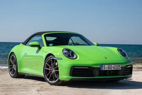 Porsche 911 Carrera Cabriolet 2019 view 10