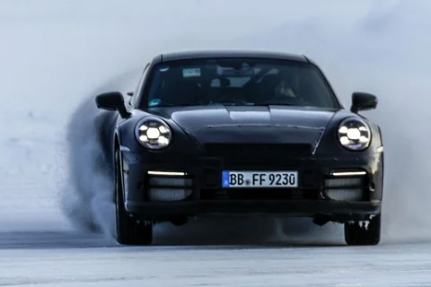Porsche 911 Dakar 2023 view 2