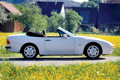 Porsche 944 S2 Cabriolet 1988 view 3
