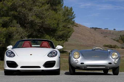 Porsche Boxster Spyder 2010 view 9