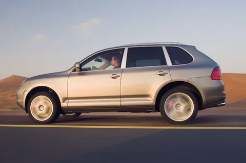 Porsche Cayenne S 2003 view 7