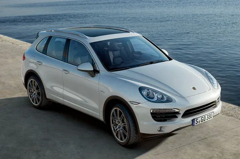Porsche Cayenne S 2010 view 4