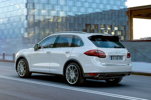 Porsche Cayenne S 2010 view 11