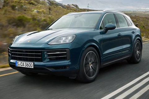 Porsche Cayenne GTS 2024 view 8