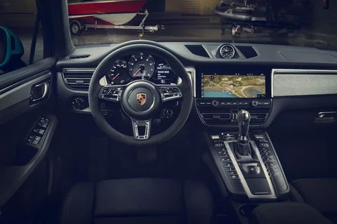 Porsche Macan S 2019 view 12