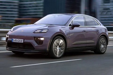 Porsche Macan GTS Electric 2025 view 6