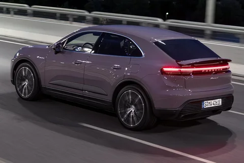 Porsche Macan GTS Electric 2025 view 8