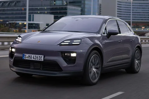 Porsche Macan GTS Electric 2025 view 9