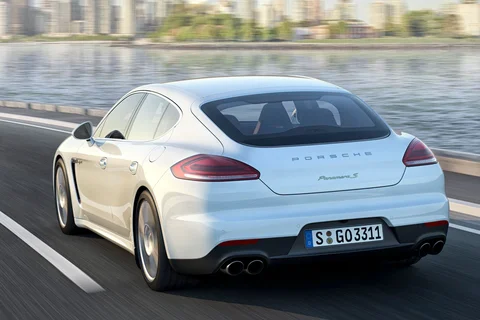 Porsche Panamera Diesel 2013 view 9