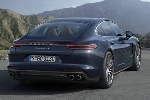 Porsche Panamera Turbo 2016 view 9