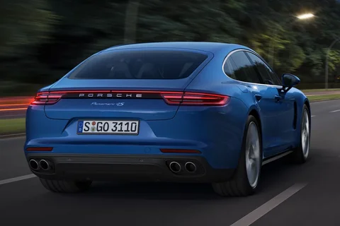 Porsche Panamera Turbo 2016 view 10