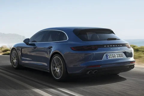 Porsche Panamera 4 Sport Turismo 2017 view 3