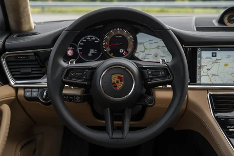 Porsche Panamera 4 Executive 2020 view 7