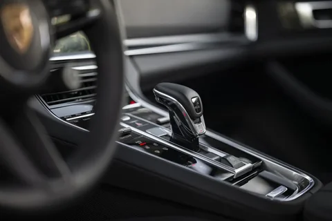 Porsche Panamera 4S Sport Turismo 2021 view 9