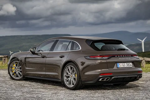 Porsche Panamera 4S Sport Turismo 2021 view 10