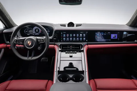 Porsche Panamera Panamera 2023 view 2