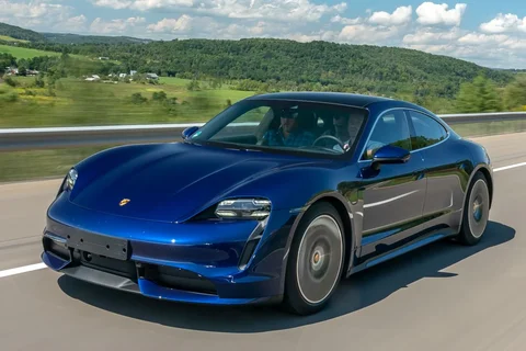 Porsche Taycan 4S 2019 view 7