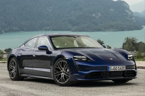 Porsche Taycan 4S 2019 view 10
