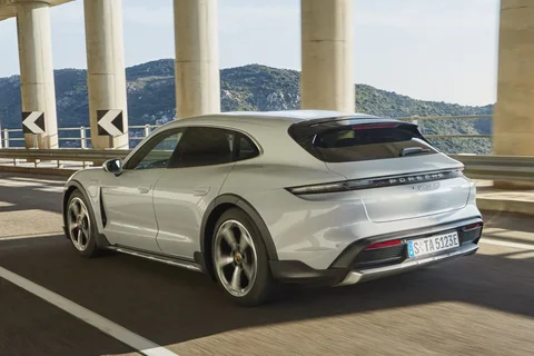 Porsche Taycan 4 Cross Turismo 2021 view 8