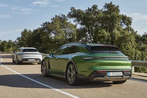 Porsche Taycan 4 Cross Turismo 2021 view 10
