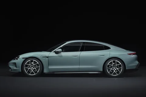 Porsche Taycan 4S 2024 view 5