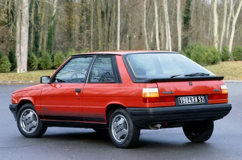 Renault 11 Turbo 1984 view 3