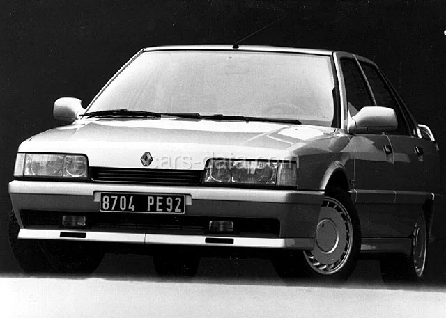 Renault 21 Turbo Quadra 1990 front view